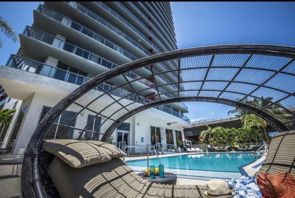 Amazing Studio Beach Walking Distance! 26B Hallandale Beach Buitenkant foto