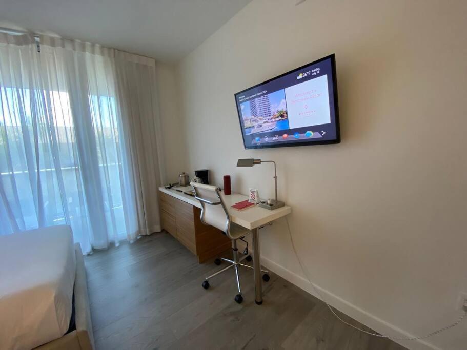 Amazing Studio Beach Walking Distance! 26B Hallandale Beach Buitenkant foto