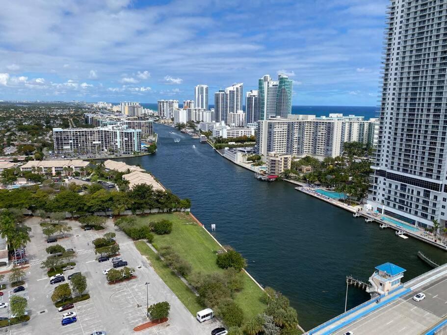 Amazing Studio Beach Walking Distance! 26B Hallandale Beach Buitenkant foto