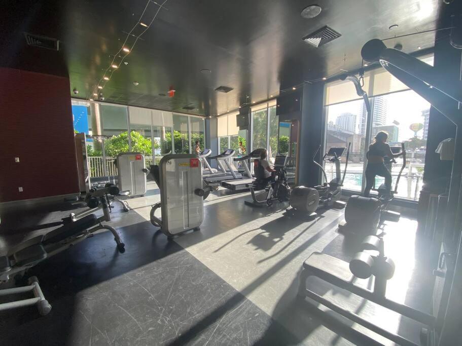 Amazing Studio Beach Walking Distance! 26B Hallandale Beach Buitenkant foto