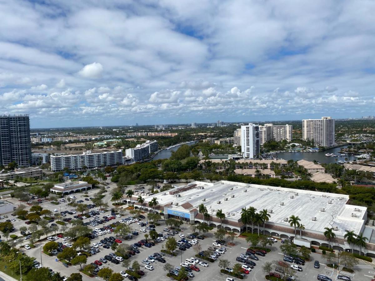 Amazing Studio Beach Walking Distance! 26B Hallandale Beach Buitenkant foto